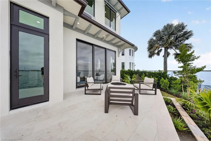 983 Sundrop Ct, Marco Island, Florida 34104