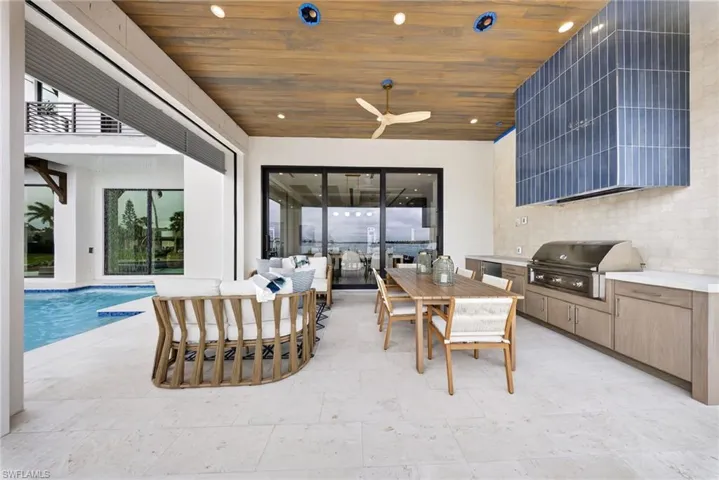 983 Sundrop Ct, Marco Island, Florida 34104