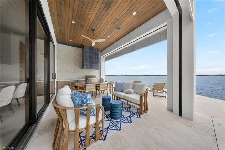 983 Sundrop Ct, Marco Island, Florida 34104