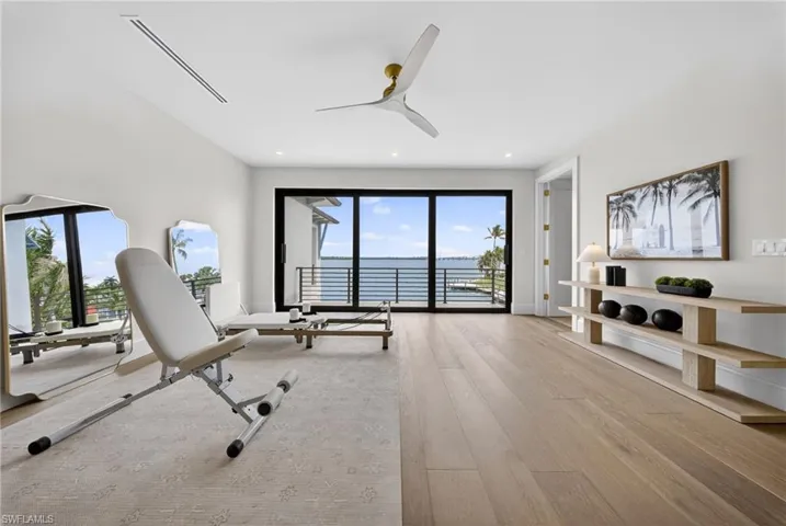 983 Sundrop Ct, Marco Island, Florida 34104