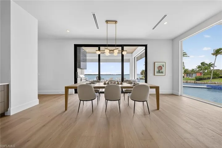 983 Sundrop Ct, Marco Island, Florida 34104
