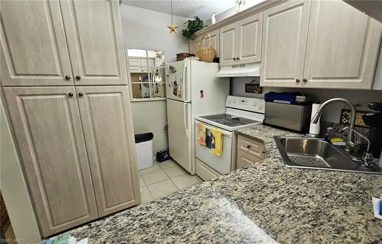 4701 Lakerside Club Blvd # F2, Fort Myers Fl 33905