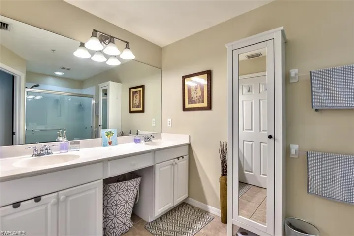 15591 Marcello Cir 143, Naples, Florida 34110
