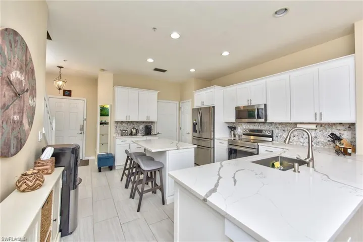 15591 Marcello Cir 143, Naples, Florida 34110