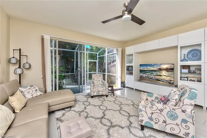 15591 Marcello Cir 143, Naples, Florida 34110