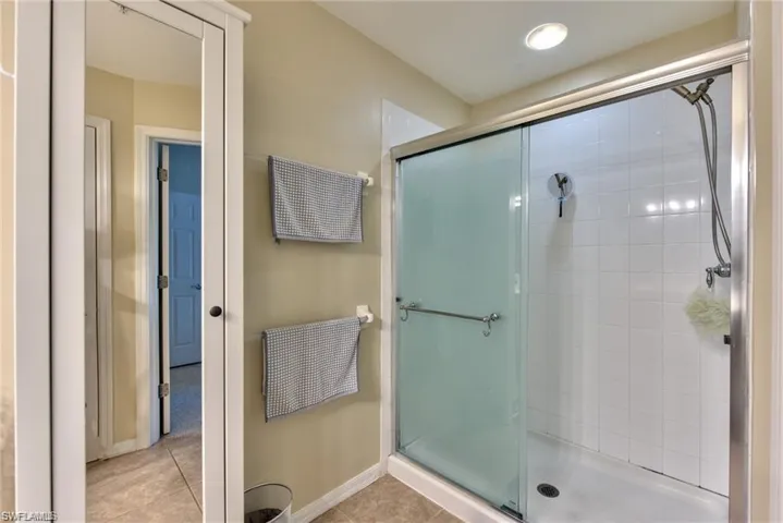 15591 Marcello Cir 143, Naples, Florida 34110