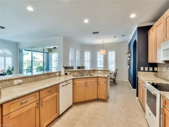 13841  Village Creek  DR, Fort Myers, FL 33908