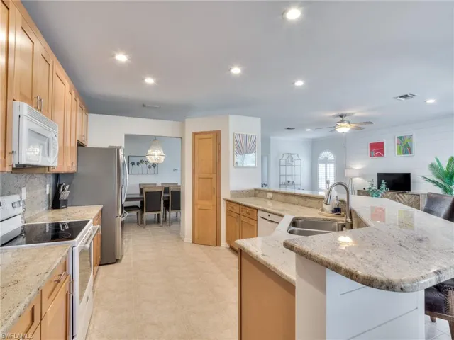 13841  Village Creek  DR, Fort Myers, FL 33908