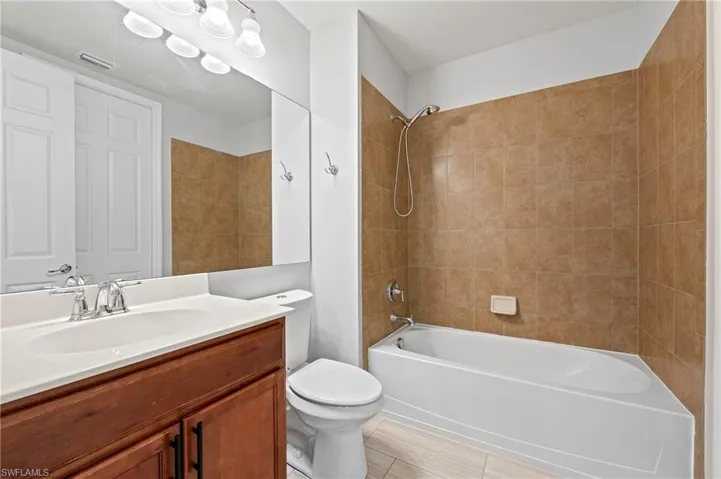 28462 Villagewalk Blvd Bonita Springs FL 34135 - First floor bathroom