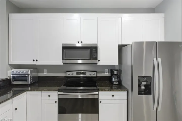 8461 Village Edge Cir 2, Fort Myers, Florida 33919