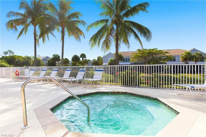 8461 Village Edge Cir 2, Fort Myers, Florida 33919