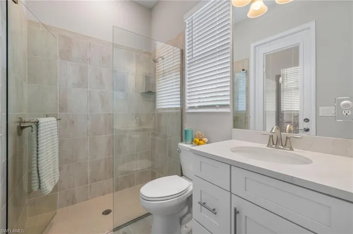 Bathroom 3, ensuite and lanai bath
