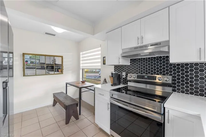1415 SW COURTYARD  TER, Cape Coral, FL 33914