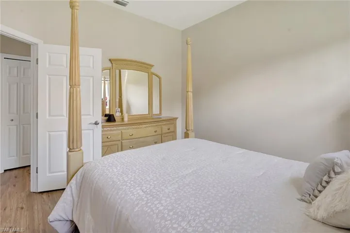 16112 Edgemont Dr, Fort Myers, Florida 33908