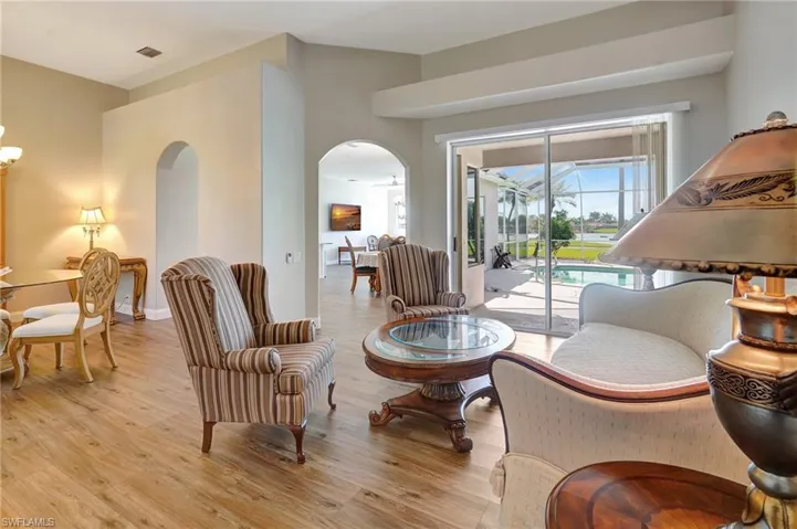 16112 Edgemont Dr, Fort Myers, Florida 33908