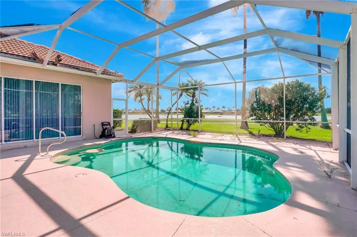 16112 Edgemont Dr, Fort Myers, Florida 33908
