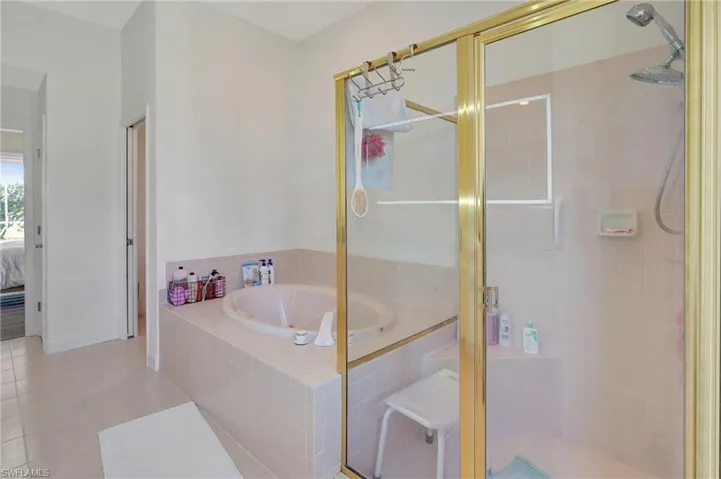 16112 Edgemont Dr, Fort Myers, Florida 33908
