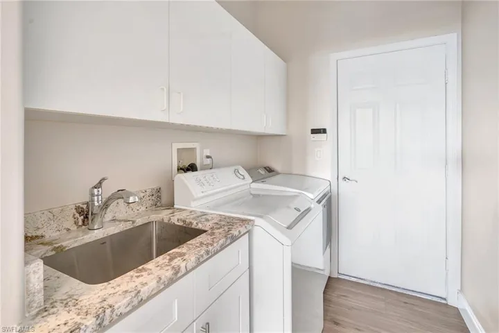 16112 Edgemont Dr, Fort Myers, Florida 33908