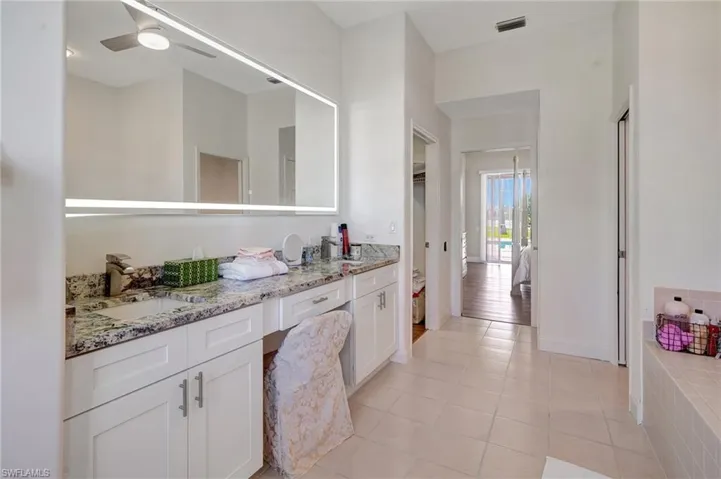 16112 Edgemont Dr, Fort Myers, Florida 33908
