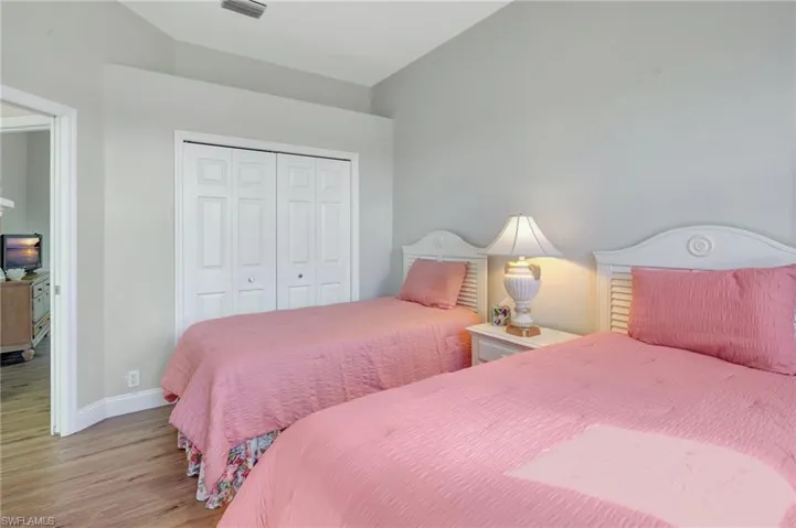 16112 Edgemont Dr, Fort Myers, Florida 33908