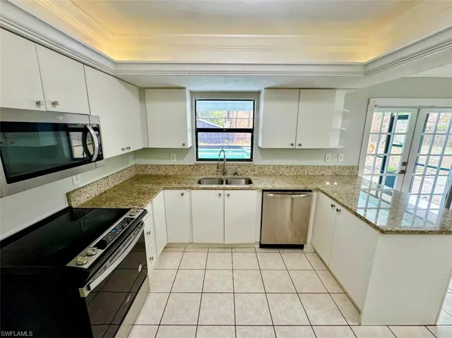 233 S Cypress St, Labelle, Florida 33935