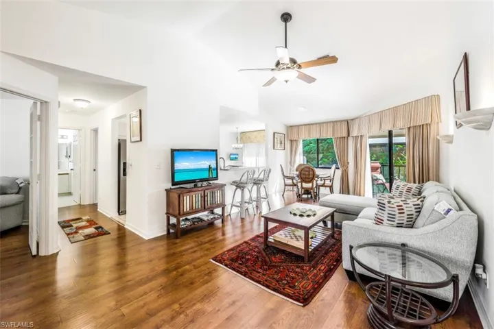 78  Bennington  DR, Naples, FL 34104