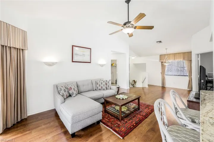 78  Bennington  DR, Naples, FL 34104
