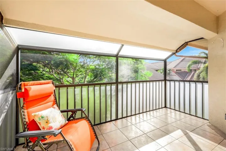 78  Bennington  DR, Naples, FL 34104