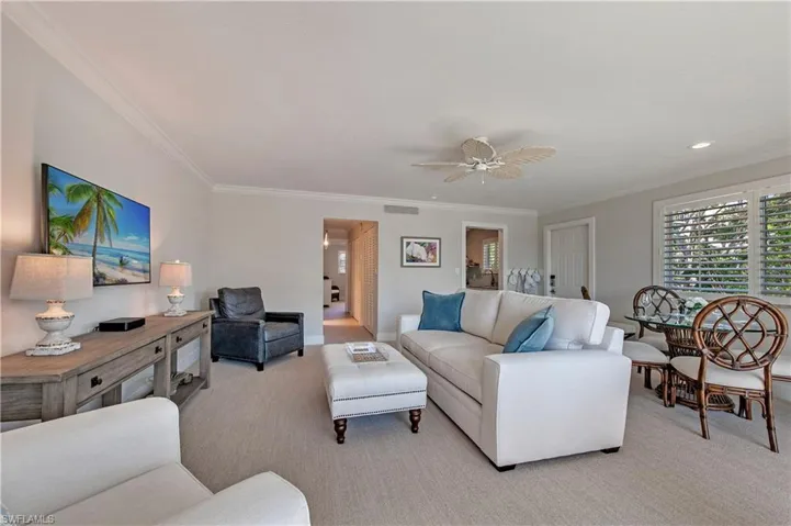 2500  Gulf Shore N BLVD, Naples, FL 34103