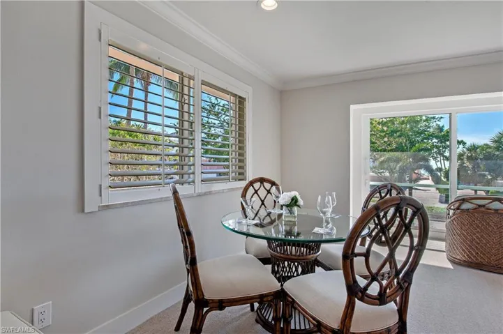 2500  Gulf Shore N BLVD, Naples, FL 34103