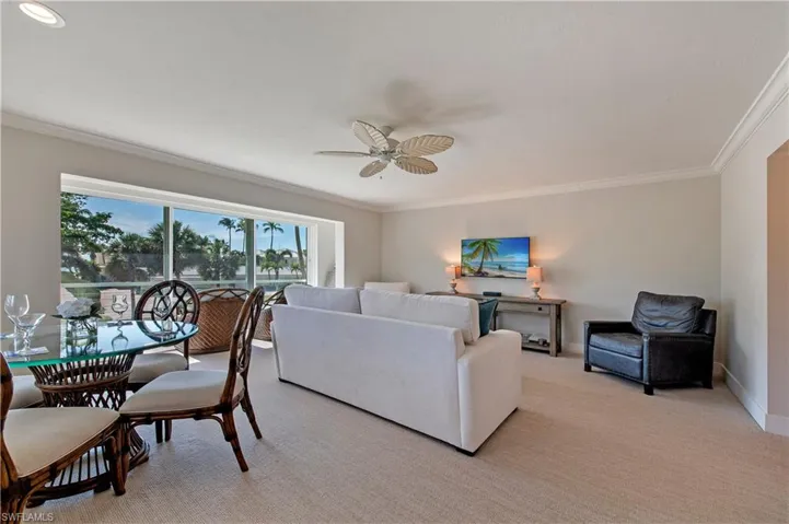 2500  Gulf Shore N BLVD, Naples, FL 34103