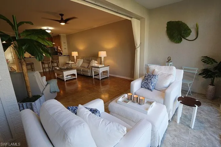 7058  Barrington  CIR, Naples, FL 34108