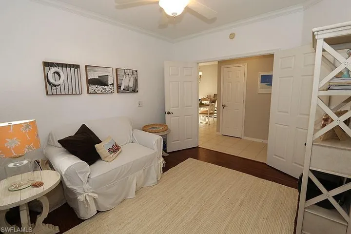 7058  Barrington  CIR, Naples, FL 34108