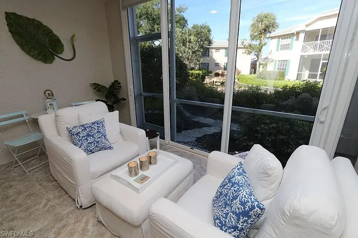 7058  Barrington  CIR, Naples, FL 34108