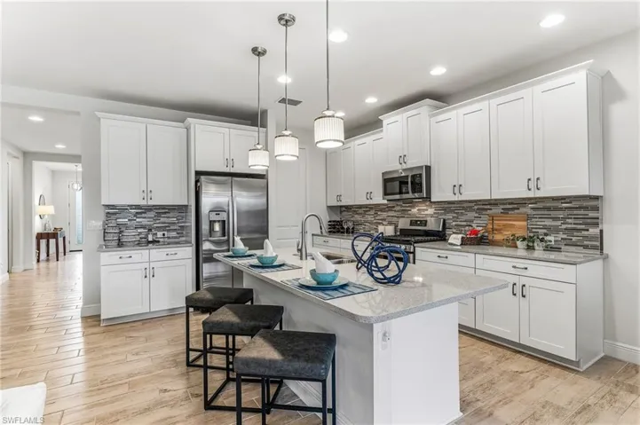 7754  Cypress Walk  DR, Fort Myers, FL 33966