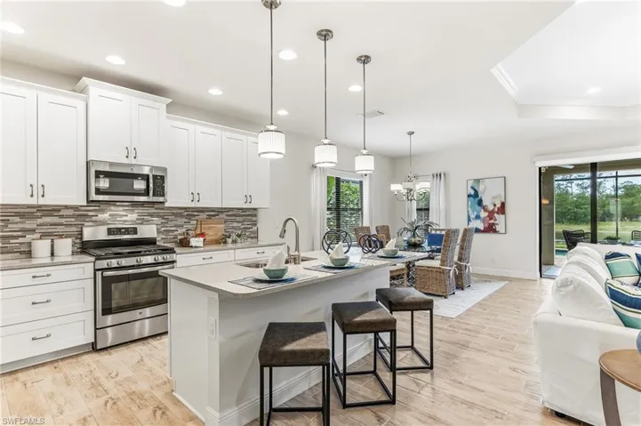 7754  Cypress Walk  DR, Fort Myers, FL 33966