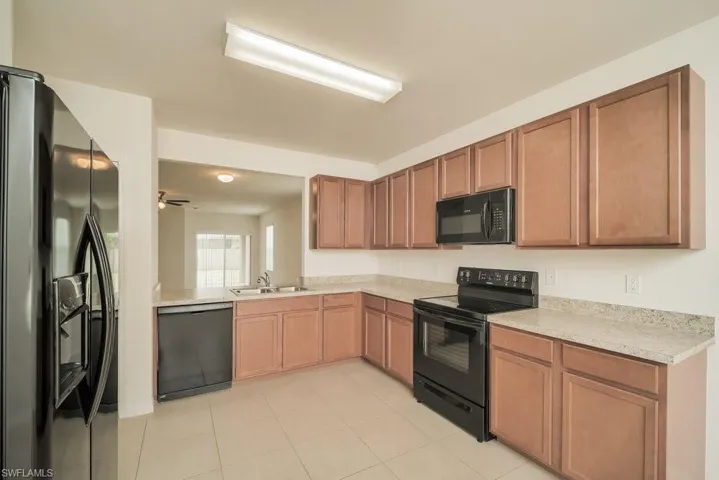 713 Sw 4th Ter, Cape Coral, Florida 33991