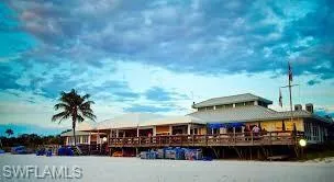 Sandbar restaurant at Pelican Bay