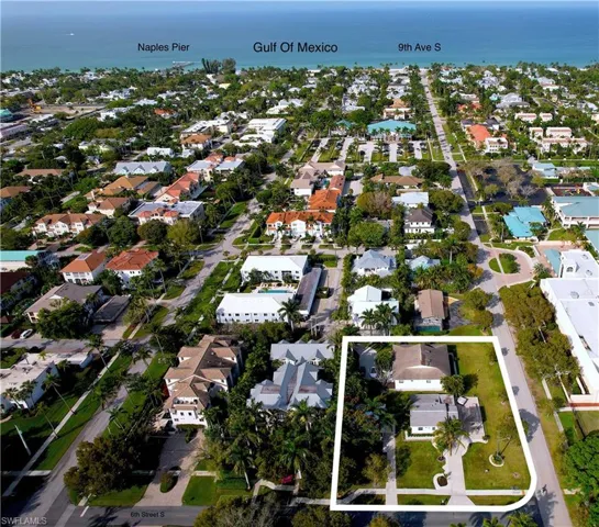 560 9th Ave S, Naples, Florida 34102