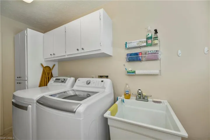 Spacious Laundry Room with lots of storage