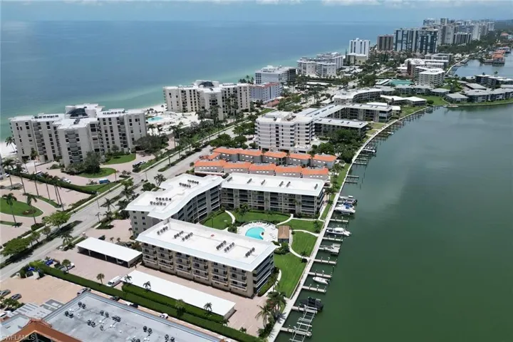 3000 Gulf Shore Blvd N 213, Naples, Florida 34103