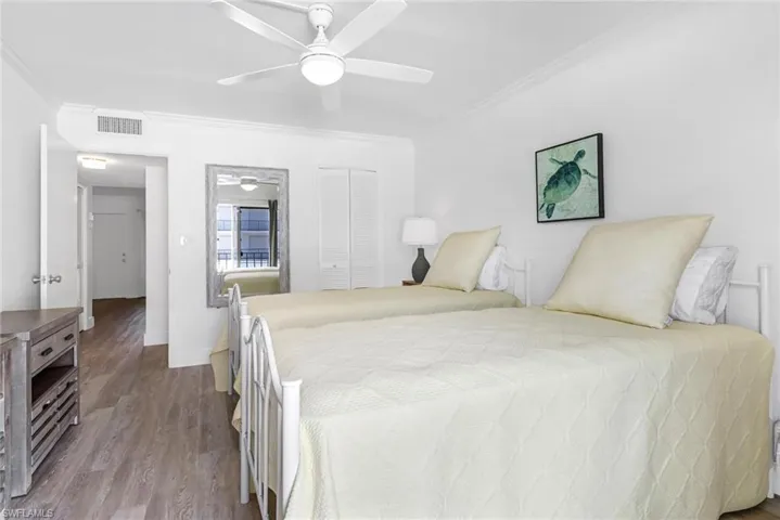 3000 Gulf Shore Blvd N 213, Naples, Florida 34103