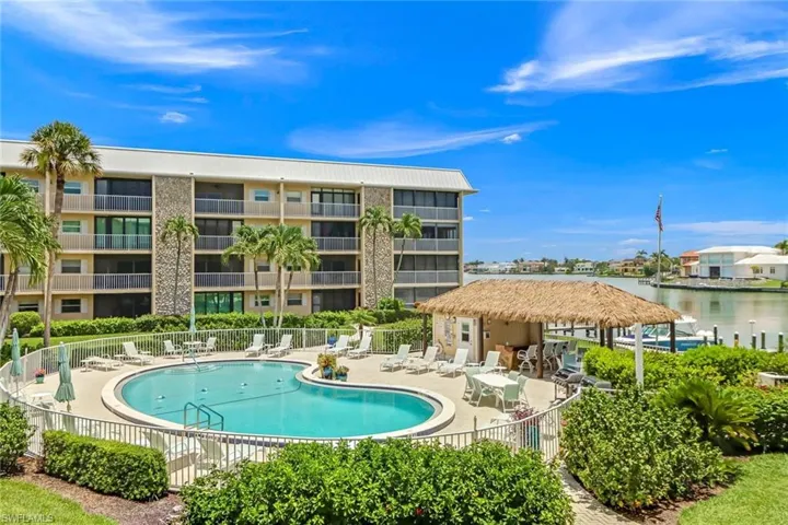 3000 Gulf Shore Blvd N 213, Naples, Florida 34103