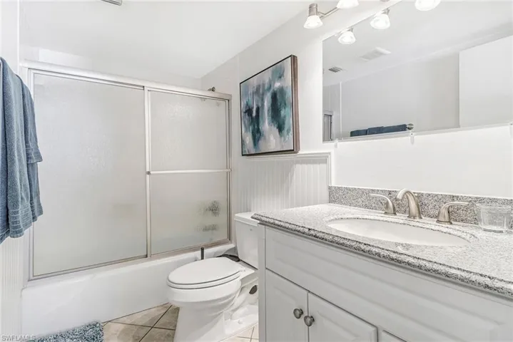 3000 Gulf Shore Blvd N 213, Naples, Florida 34103