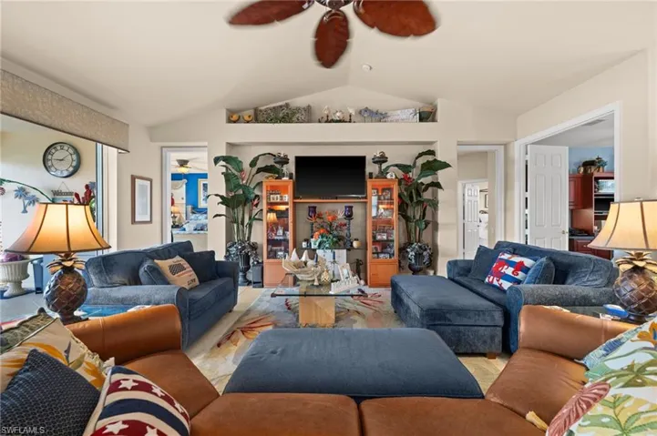 11175 Callaway Greens Dr, Fort Myers, Florida 33913
