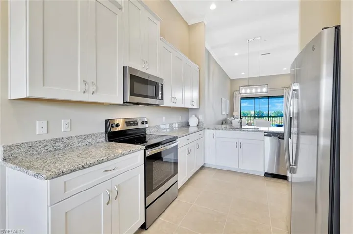 9385  Pocida  CT, Naples, FL 34119