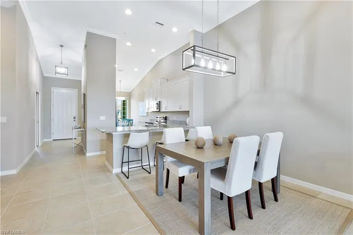 9385  Pocida  CT, Naples, FL 34119