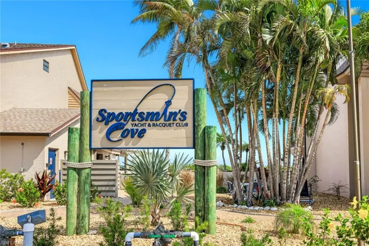 894 Buttonwood Dr 115, Fort Myers Beach, Florida 33931