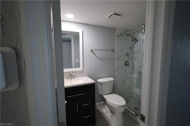 2nd Bathroom