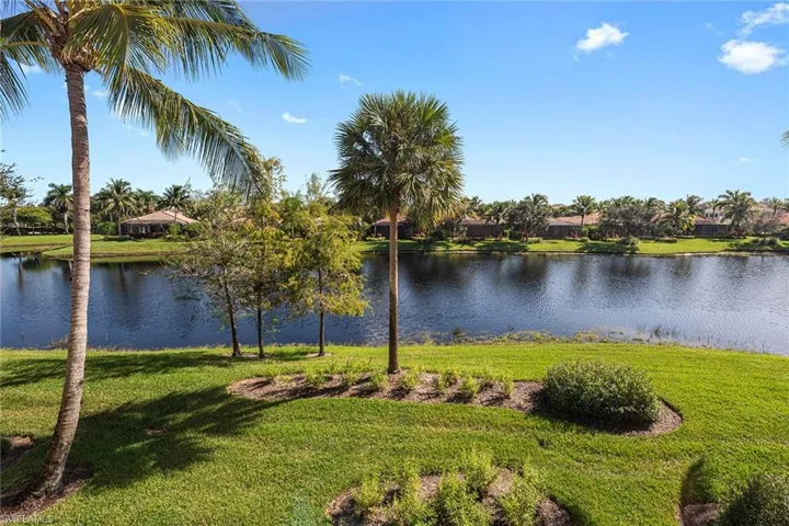 9284 Menaggio Ct 202, Naples, Florida 34114